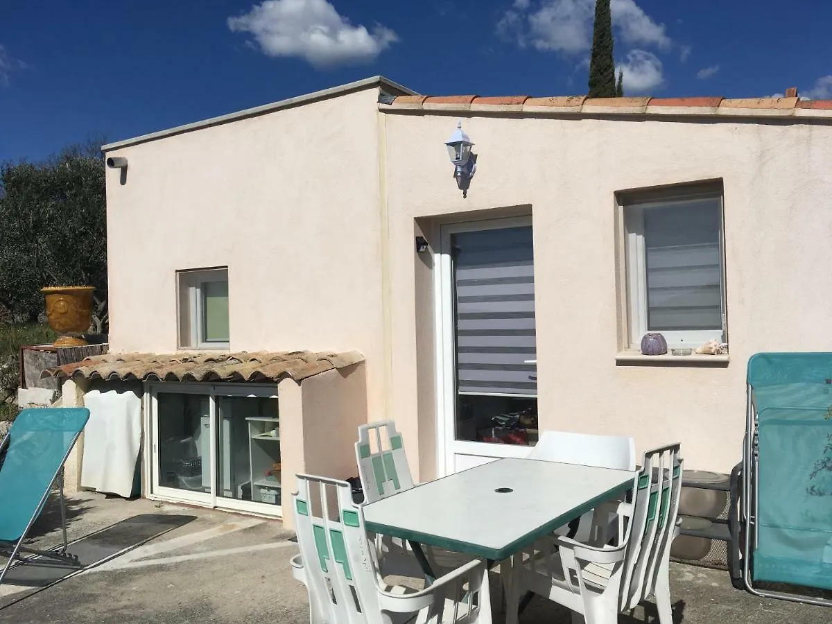 L'Eden Apartment Ansouis Homestay